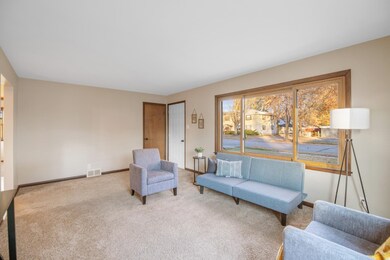 1045 Grognet St, Green Bay, WI 54302 - photo 6