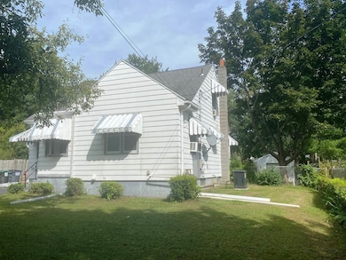 37 Phillips Rd, Rensselaer, NY 12144 - photo 3