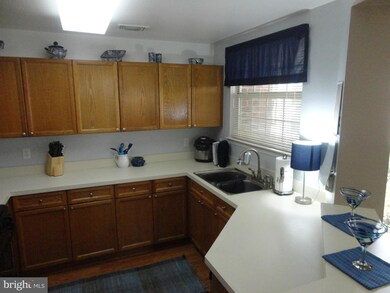 45070 Brae Terrace unit 103, Ashburn, VA 20147 - photo 5