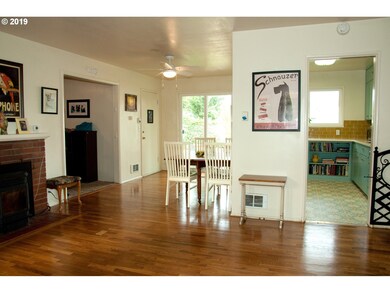 Living Room/Dining Room
