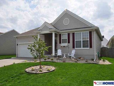 2106 S Mineral Dr, Papillion, NE 68046 - photo 2