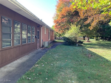 458 Sunrise Dr, Kent, OH 44240 - photo 6