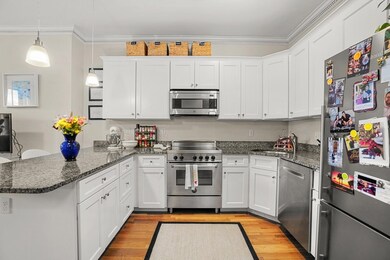 14 Gloucester St unit 4a, Boston, MA 02115 - photo 2