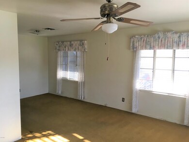 Living dining