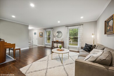 730 S River Rd, Naperville, IL 60540 - photo 3