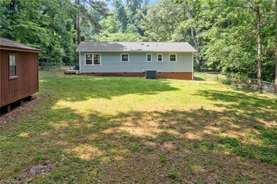 210 Auden Dr, Greensboro, NC 27406 - photo 3