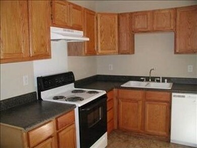 400 Riverside Cottage Ln unit 8, Pendleton, SC 29670 - photo 3