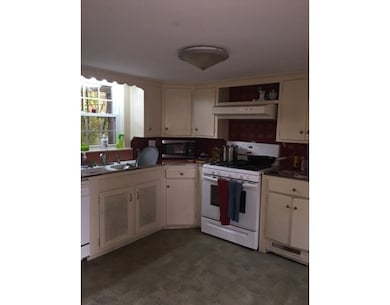 9 Ball Hill Rd, Princeton, MA 01541 - photo 7