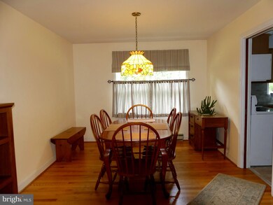 210 Stocksdale Ave, Reisterstown, MD 21136 - photo 5