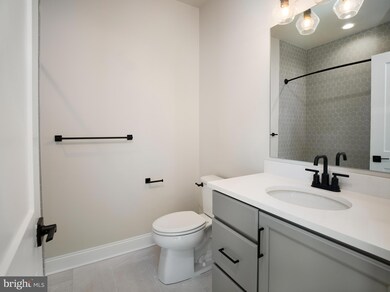 345 Horseshoe Trail unit 16B, Newtown Square, PA 19073 - photo 5