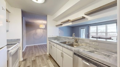 1265 Millbrook Trail unit 101, Ann Arbor, MI 48108 - photo 6