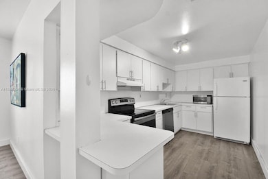 1051 Meridian Ave unit 1C, Miami Beach, FL 33139 - photo 3