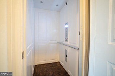 10879 Symphony Park Dr, North Bethesda, MD 20852 - photo 2