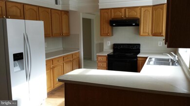 14301 Perrywood Dr, Burtonsville, MD 20866 - photo 2