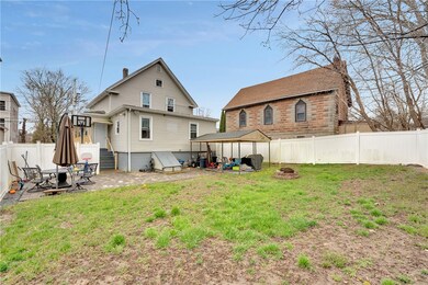 527 Fairmount St, Woonsocket, RI 02895 - photo 5