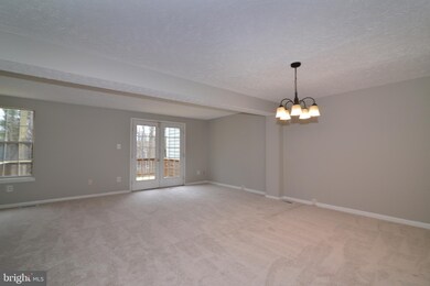 1485 Autumn Ridge Cir, Reston, VA 20194 - photo 7