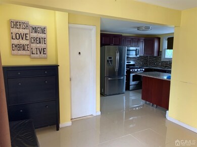 53 Hillcrest Ave, Iselin, NJ 08830 - photo 3