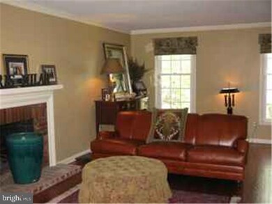 93 Woodstone Ln, Villanova, PA 19085 - photo 4