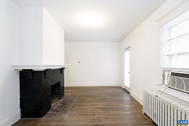 1904 Stadium Rd unit A, Charlottesville, VA 22903 - photo 3