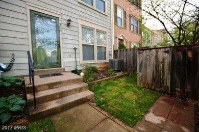 7438 Emerald Dr unit 29, Manassas, VA 20109 - photo 2