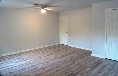 2408 Woodhaven Dr, Granbury, TX 76048 - photo 7