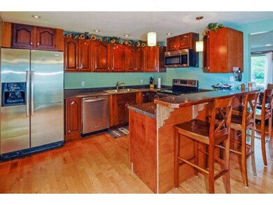 18 Salmon St, Newmarket, NH 03857 - photo 4