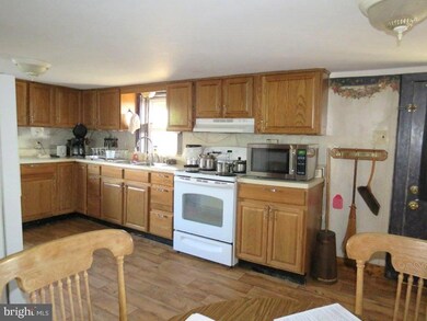 1152 May Post Office Rd, Quarryville, PA 17566 - photo 2