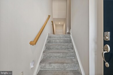 7618 Buzz Aldrin Ln, Lanham, MD 20706 - photo 3