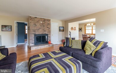 2215 Shiver Dr, Alexandria, VA 22307 - photo 4