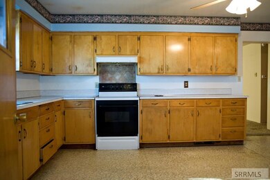 239 W 200 Rd N, Blackfoot, ID 83221 - photo 5