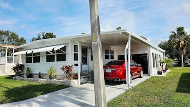 1071 Donegan Rd unit 502, Largo, FL 33771 - photo 3