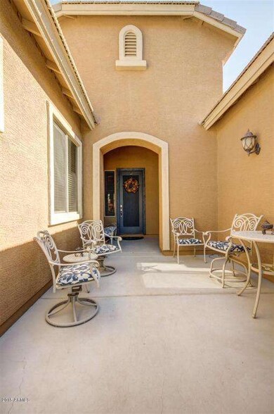 Front entry courtyard