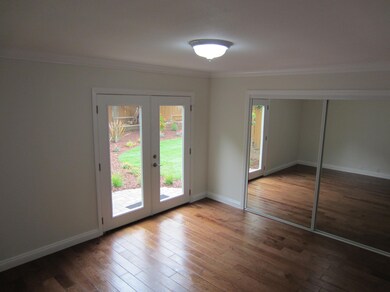 5481GranadaMasterBed