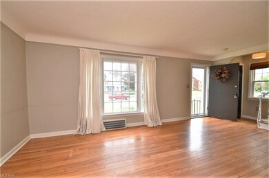Large bay window lets is plenty of light.