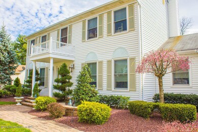 5 Hidden Pond Ln, Holmdel, NJ 07733 - photo 2