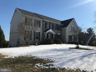 5382 Windtree Dr, Doylestown, PA 18902 - photo 2