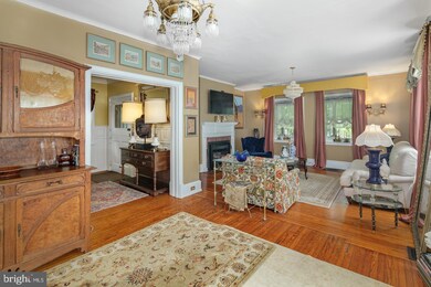 461 E Locust Ave, Philadelphia, PA 19144 - photo 6