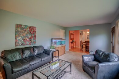 212 S Kerch St, Brooklyn, WI 53521 - photo 5