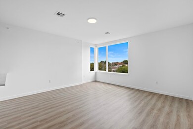 306 Bergen Ave unit 403, Jersey City, NJ 07305 - photo 6