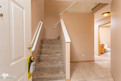 Entryway_8277-SMALL