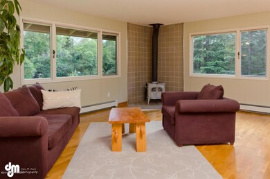 [photo 2166501] Living Room