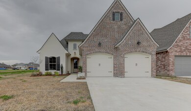 204 Santander Dr, Youngsville, LA 70592 - photo 2