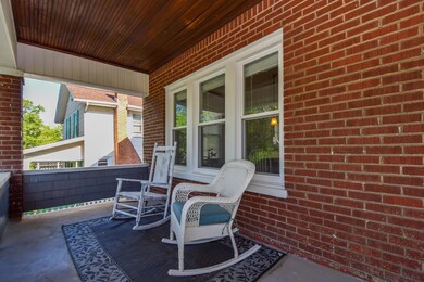 2155 Mountain View Terrace SW-large-003-