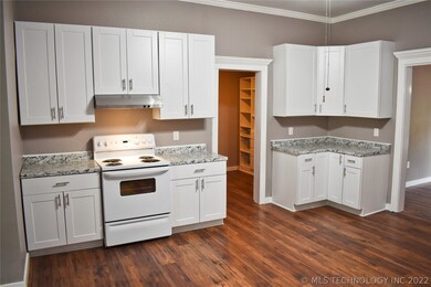 914 N 4190 Rd, Hugo, OK 74743 - photo 5