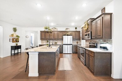 813 Holbrook Rd, Springtown, TX 76082 - photo 6