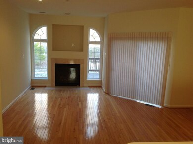 2547 Vireo Ct, Odenton, MD 21113 - photo 6