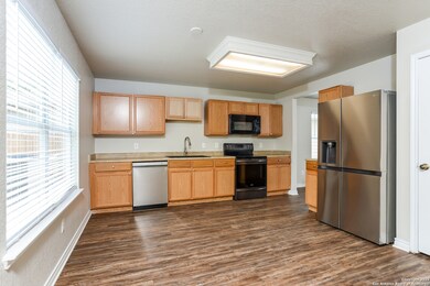 11335 Saratoga Coach, San Antonio, TX 78254 - photo 5