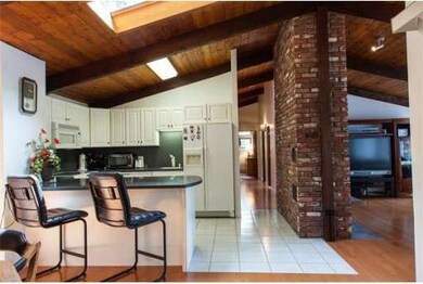 46 Lakeshore Dr, Hopkinton, MA 01748 - photo 4