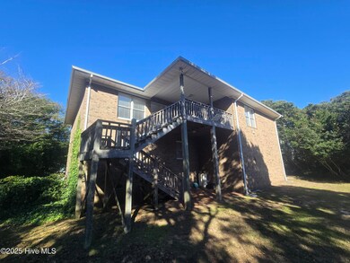 5901 Mclean St, Emerald Isle, NC 28594 - photo 3