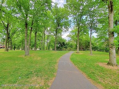 22 Gervil St, Staten Island, NY 10309 - photo 3